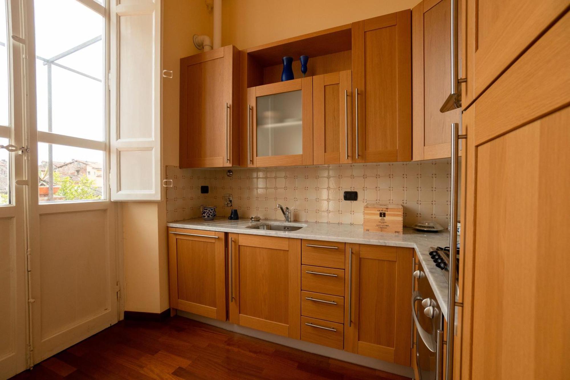 Storica Parcheggio Incluso Apartment *